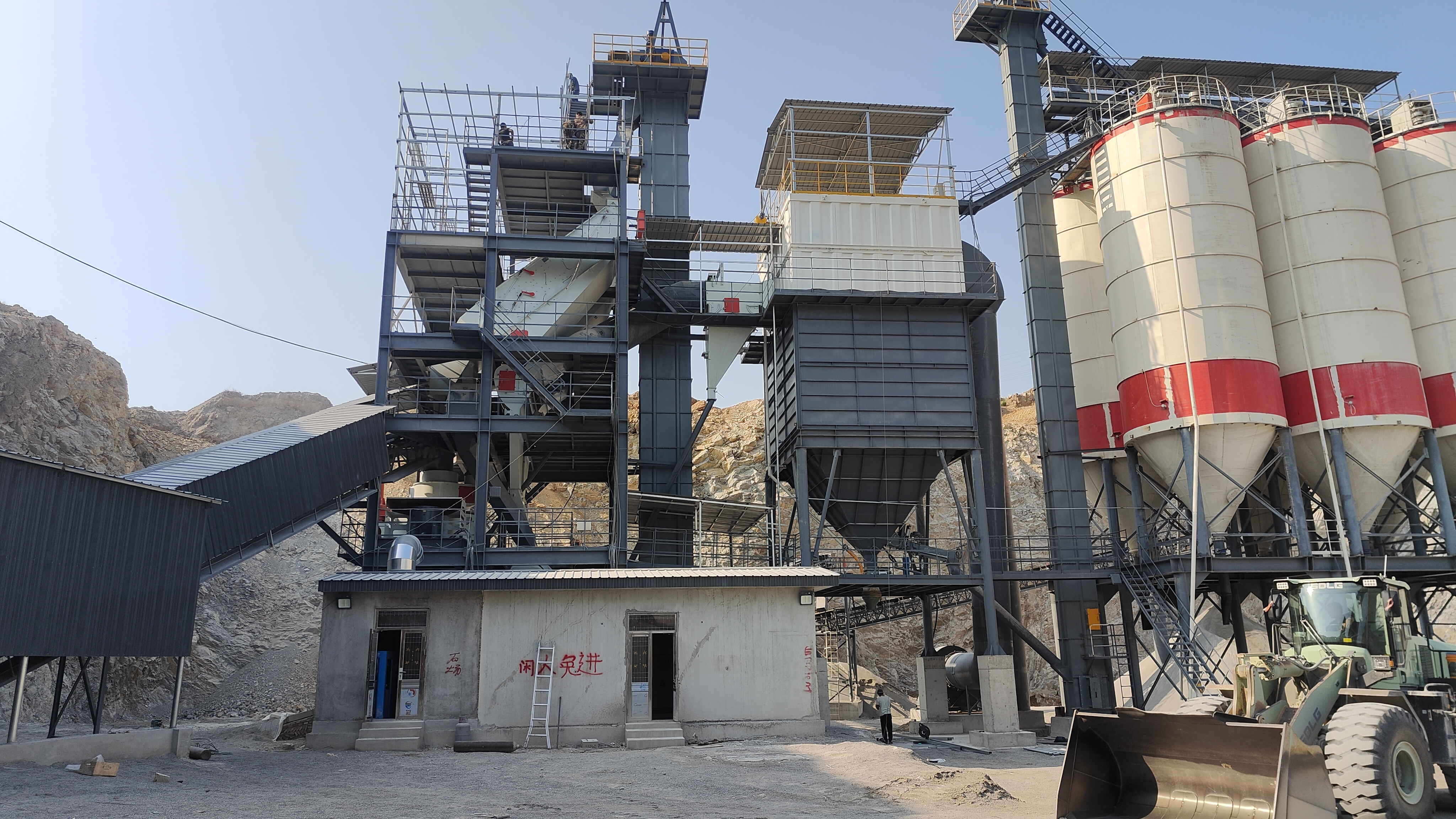 告別停工！制砂樓干法工藝：零下20℃照樣穩產(chǎn)，全年收益不打烊